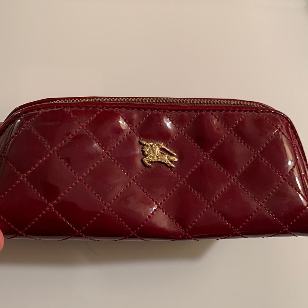 Burberry Rare Vintage Burgundy Patent Leather Makeup Pouch Excellent condition